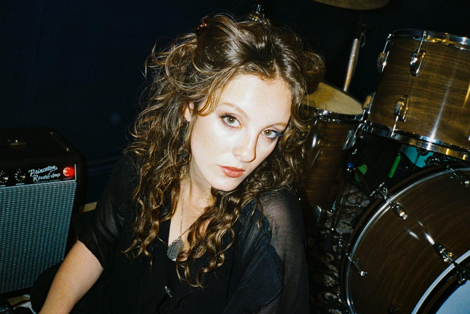 Heidi Curtis: guía para entender “Undone” hoy 2 Press shot landscape